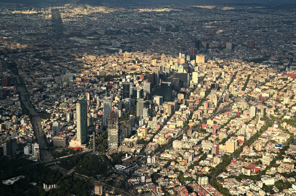 Oleo-aereo-para-la-ciudad-de-Mexico-1024x678